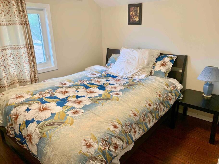 New & Cozy Niagara Getaway. 7 Mins From The Falls Buitenkant foto