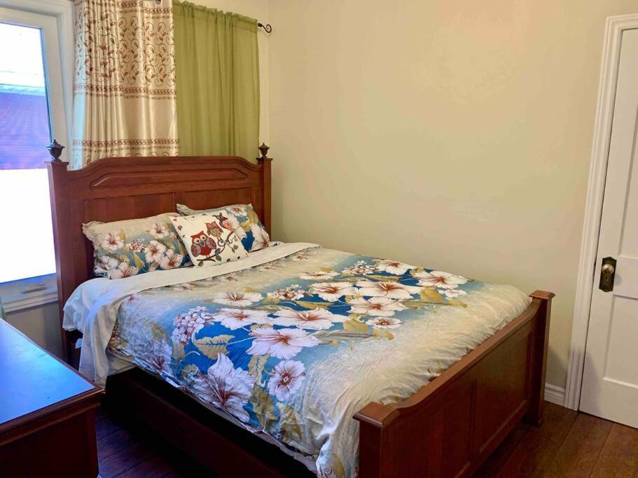 New & Cozy Niagara Getaway. 7 Mins From The Falls Buitenkant foto